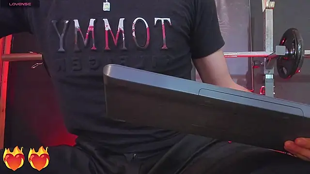 DimitriDeluxe online show from 10/27/25, 08:24