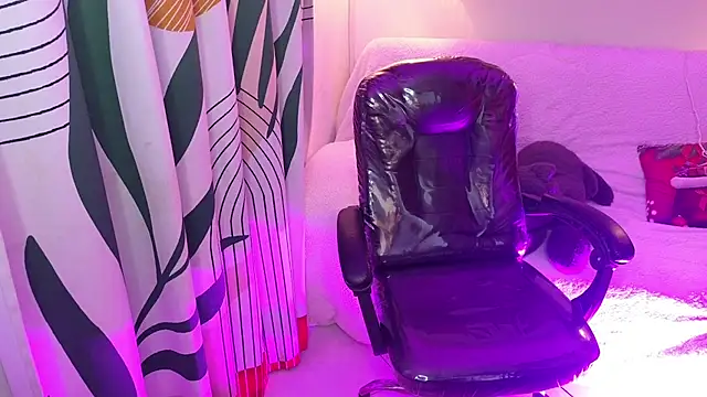 kathie lozada online show from 12/04/25, 04:33