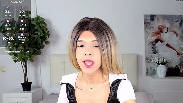 Snapshot of MadonnaRossi chatting on 03/24/26, 09:09 MadonnaRossi online show from 03/24/26, 09:09