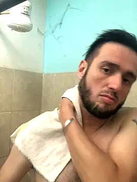 Alexitho25 online show from 10/05/25, 09:56