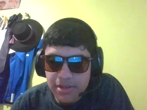 Snapshot of juanfritaa21 chatting on 09/29/25, 10:25 juanfritaa21 online show from 09/29/25, 10:25