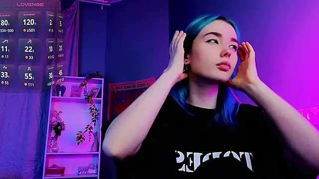 Snapshot of Kiara_Dream chatting on 09/16/25, 08:54 Kiara Dream online show from 09/16/25, 08:54