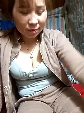 Snapshot of Mpchaola chatting on 04/30/26, 11:05 Mpchaola online show from 04/30/26, 11:05