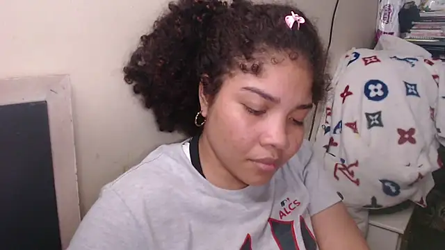 madelene online show from 03/15/25, 04:35