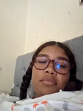 madelene online show from 02/04/26, 10:15