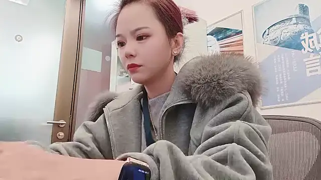 Snapshot of KKMM168 chatting on 04/14/26, 03:34 KKMM168 online show from 04/14/26, 03:34