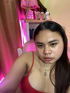 Snapshot of Annafoxy2xx chatting on 02/05/26, 04:44 Annafoxy2xx online show from 02/05/26, 04:44