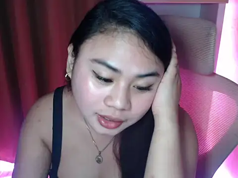 Snapshot of Annafoxy2xx chatting on 05/05/26, 12:46 Annafoxy2xx online show from 05/05/26, 12:46