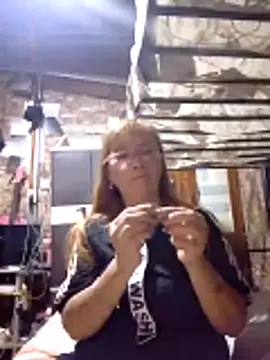 SexyHottMom online show from 12/18/25, 12:55