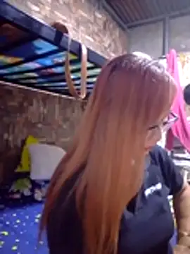 SexyHottMom online show from 04/03/26, 11:08