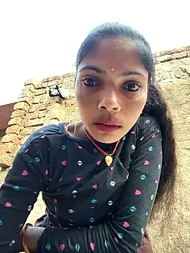 Snapshot of Sonam_mehta chatting on 02/07/26, 02:04 Sonam mehta online show from 02/07/26, 02:04