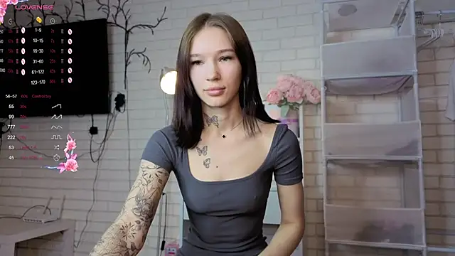 AsyaMiller online show from 11/14/25, 06:50