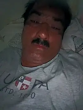 moonflower25 online show from 10/17/25, 02:26