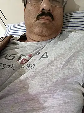 moonflower25 online show from 11/02/25, 03:31