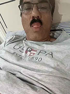 moonflower25 online show from 11/14/25, 06:50