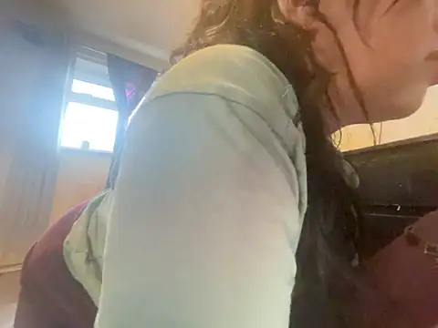 Curvysapphire online show from 03/15/26, 06:52