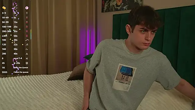 Snapshot of fordenisk chatting on 09/15/25, 12:38 fordenisk online show from 09/15/25, 12:38