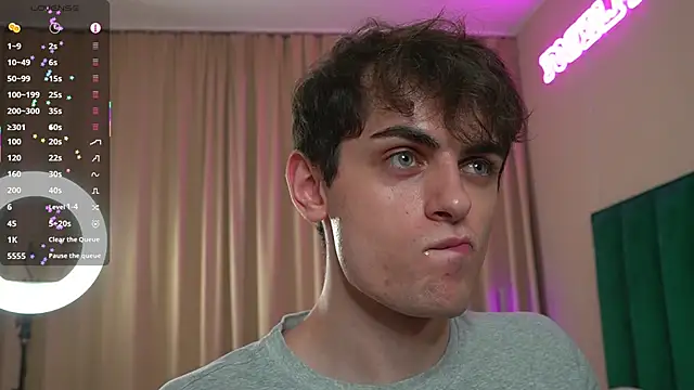 Snapshot of fordenisk chatting on 10/22/25, 03:12 fordenisk online show from 10/22/25, 03:12