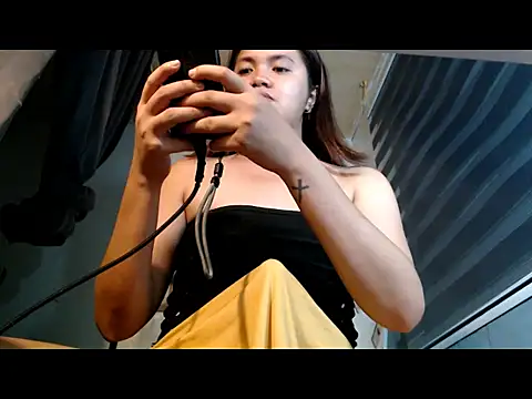 Snapshot of Youngasianhotcock chatting on 09/28/25, 01:49 Youngasianhotcock online show from 09/28/25, 01:49