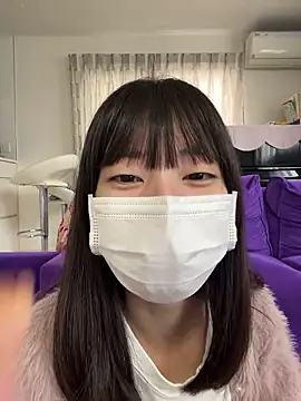 Snapshot of aonyan_7 chatting on 10/16/25, 02:12 aonyan 7 online show from 10/16/25, 02:12