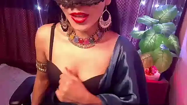 Snapshot of heyy_kiran chatting on 11/04/25, 04:06 heyy kiran online show from 11/04/25, 04:06