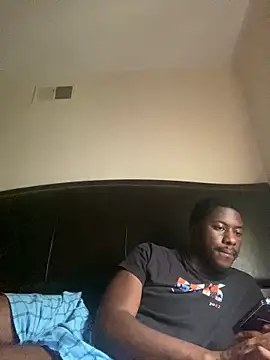 Snapshot of ThickDic28 chatting on 04/28/26, 02:33 ThickDic28 online show from 04/28/26, 02:33