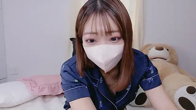 Snapshot of Rina_72 chatting on 10/16/25, 06:25 Rina 72 online show from 10/16/25, 06:25