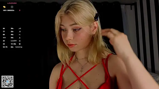 Snapshot of SibleyDurborow chatting on 11/09/25, 04:11 SibleyDurborow online show from 11/09/25, 04:11