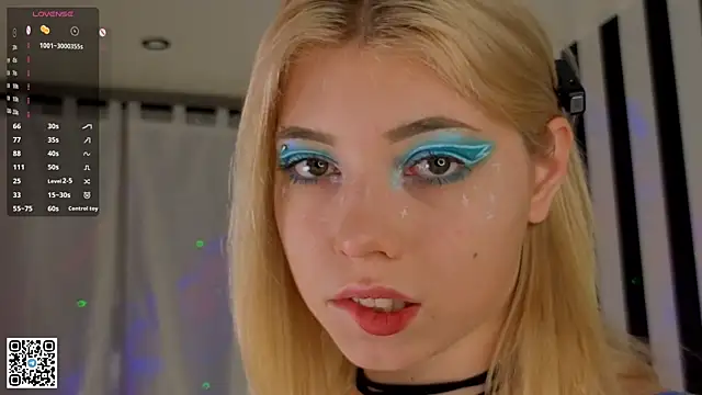 Snapshot of SibleyDurborow chatting on 11/17/25, 04:18 SibleyDurborow online show from 11/17/25, 04:18