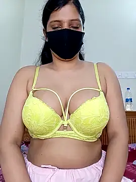 Snapshot of Rose-luckey chatting on 09/09/25, 01:43 Rose-luckey online show from 09/09/25, 01:43