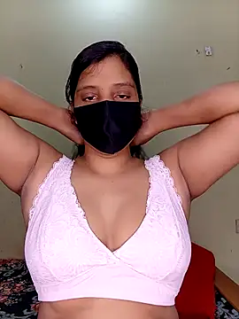 Snapshot of Rose-luckey chatting on 10/27/25, 01:37 Rose-luckey online show from 10/27/25, 01:37