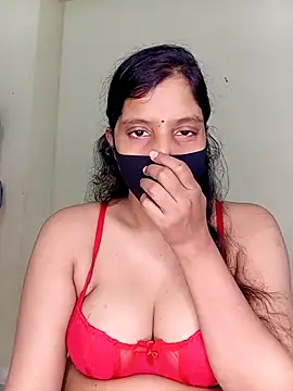 Snapshot of Rose-luckey chatting on 11/04/25, 06:51 Rose-luckey online show from 11/04/25, 06:51