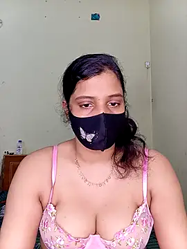 Snapshot of Rose-luckey chatting on 11/22/25, 01:43 Rose-luckey online show from 11/22/25, 01:43