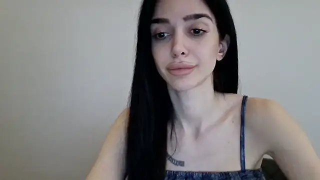 Snapshot of gglingeriee chatting on 02/09/26, 01:04 gglingeriee online show from 02/09/26, 01:04