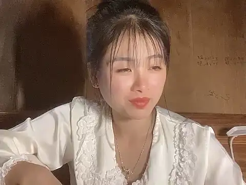 One-nice online show from 11/07/25, 05:07