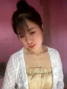 One-nice online show from 12/02/25, 03:07