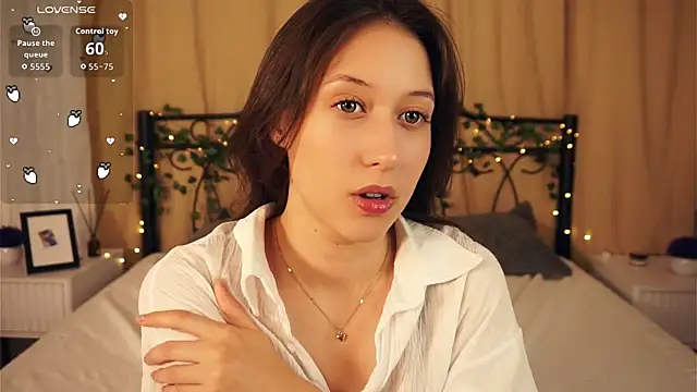 BeckyBurgh online show from 09/13/25, 06:18