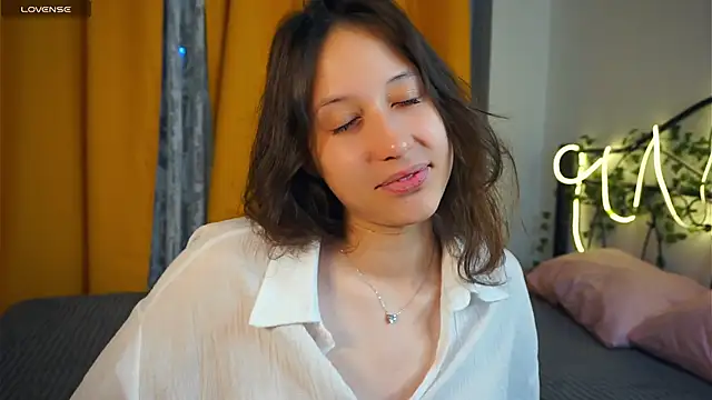 BeckyBurgh online show from 10/16/25, 06:20