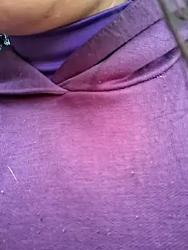 Snapshot of CAROLINE__07 chatting on 09/11/25, 01:11 CAROLINE 07 online show from 09/11/25, 01:11