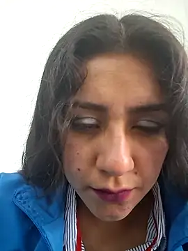 CAROLINE  07 online show from 11/29/25, 01:25