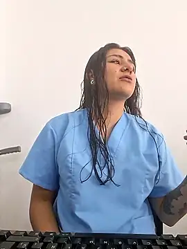 CAROLINE  07 online show from 01/16/26, 01:26