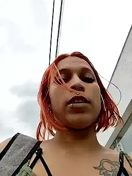 Snapshot of Zoe73_ chatting on 10/01/25, 07:20 Zoe73  online show from 10/01/25, 07:20