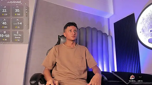  Leohot  online show from 10/31/25, 03:40