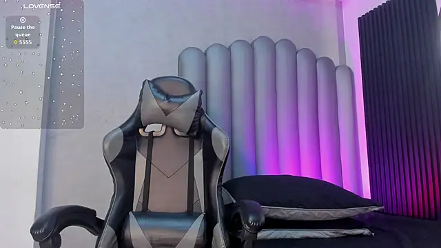  Leohot  online show from 11/01/25, 03:52