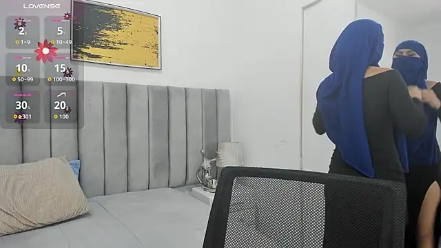 Snapshot of _shaiira chatting on 09/18/25, 04:42  shaiira online show from 09/18/25, 04:42