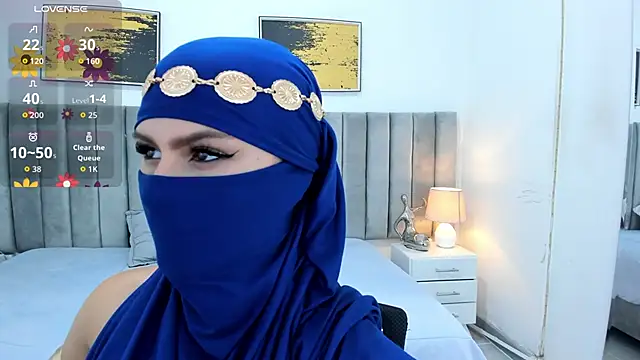 Snapshot of _shaiira chatting on 10/13/25, 11:54  shaiira online show from 10/13/25, 11:54