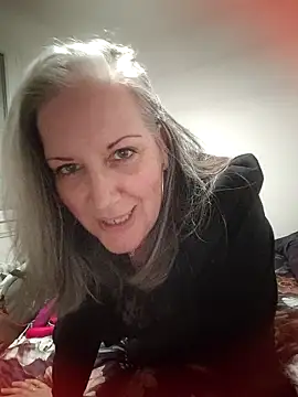 Feelineducentre online show from 03/01/26, 08:33