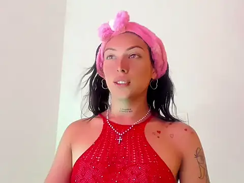 Snapshot of Megan_Gil_ chatting on 09/08/25, 09:25 Megan Gil online show from 09/08/25, 09:25