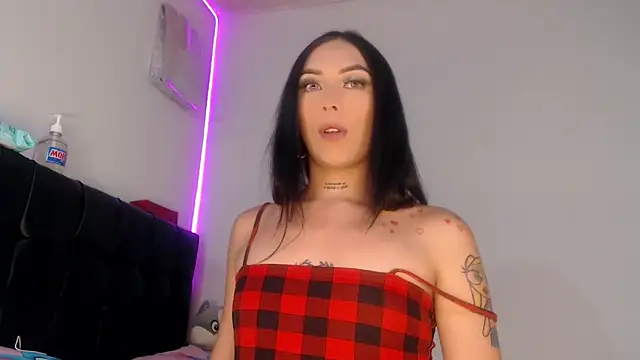 Megan Gil  online show from 02/25/26, 07:01