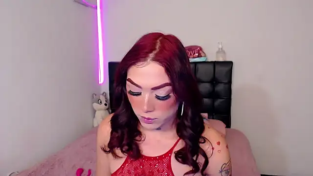 Snapshot of Megan_Gil_ chatting on 03/14/26, 09:09 Megan Gil online show from 03/14/26, 09:09